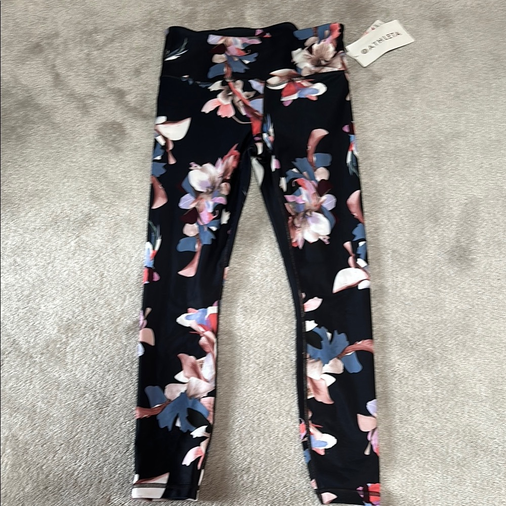 Athleta elation paradise 7/8 tight size small